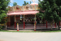 SkylinePark.jpg_228